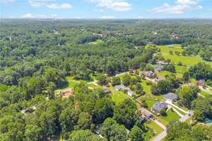 5988 Shadburn Ferry Rd, Buford, GA 30519 - Photo 20