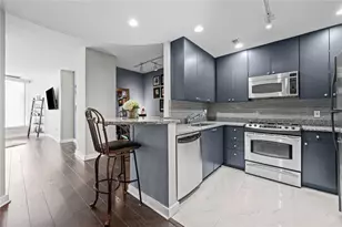 3338 Peachtree Rd NE, Atlanta, GA 30326 - Photo 4