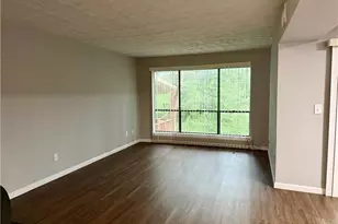 1059 Mariners Dr, Stone Mountain, GA 30083 - Photo 10