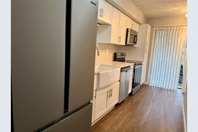 1059 Mariners Drive, Stone Mountain, GA 30083 - Photo 2
