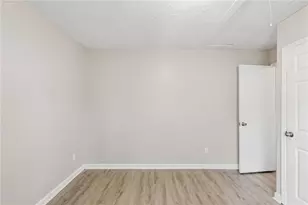 6290 Marbut Farms Ln, Lithonia, GA 30058 - Photo 18