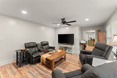 5907 Main Street, Lula, GA 30554 - Photo 12