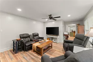 5907 Main St, Lula, GA 30554 - Photo 12
