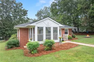5907 Main St, Lula, GA 30554 - Photo 4