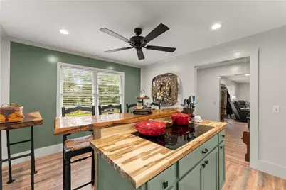 5907 Main Street, Lula, GA 30554 - Photo 14