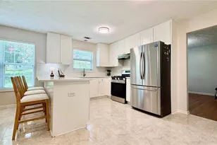 2611 Watercrest Ct, Marietta, GA 30062 - Photo 4