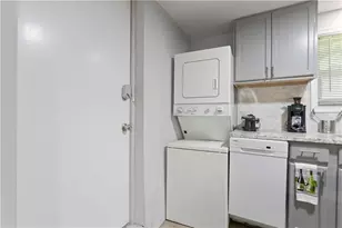 537 W Lake Ave NW, Atlanta, GA 30318 - Photo 36