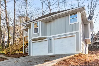 3412 Belleford Court NE, Roswell, GA 30075 - Photo 4