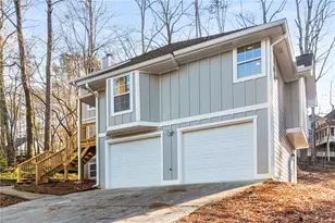 3412 Belleford Ct NE, Roswell, GA 30075 - Photo 4