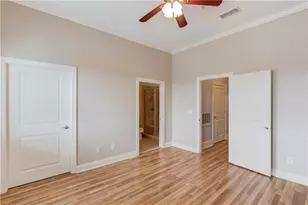 340 Town Center Ave, Suwanee, GA 30024 - Photo 20