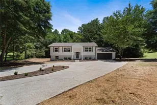 381 Thigpen Rd, Newnan, GA 30263 - Photo 2