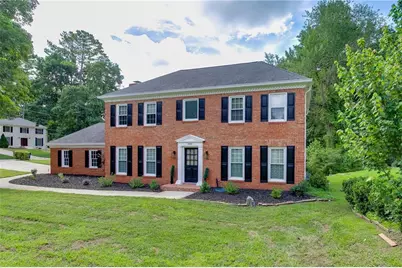 4686 Dana Terrace SW, Lilburn, GA 30047 - Photo 2
