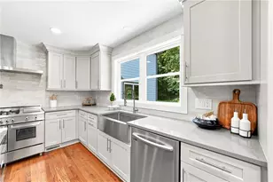 265 Carriage Station Cir, Roswell, GA 30075 - Photo 4