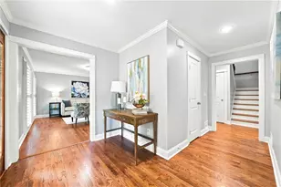 265 Carriage Station Cir, Roswell, GA 30075 - Photo 8