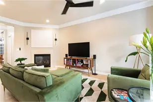 1738 Highlands View SE, Smyrna, GA 30082 - Photo 6