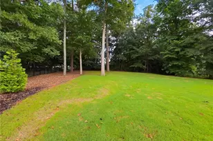 2711 Wildflower Way, Hoschton, GA 30548 - Photo 30