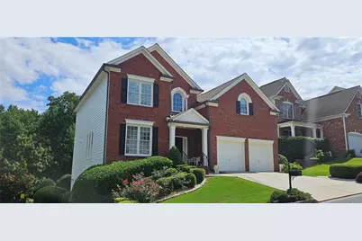 647 Maple Grove Way, Marietta, GA 30066 - Photo 2
