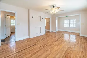 4134 Clairmont Rd, Atlanta, GA 30341 - Photo 12