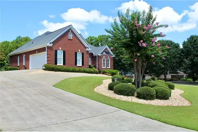 628 Wellington Drive, Winder, GA 30680 - Photo 4