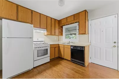 2551 E Tupelo Street SE, Atlanta, GA 30317 - Photo 12
