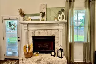 207 Legacy Park Dr, Perry, GA 31069 - Photo 8