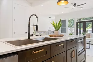 1710 Browning St SW, Atlanta, GA 30314 - Photo 12