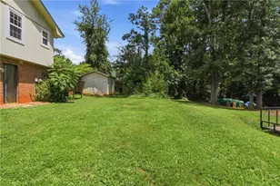 1614 Devon Ct, Stone Mountain, GA 30088 - Photo 34
