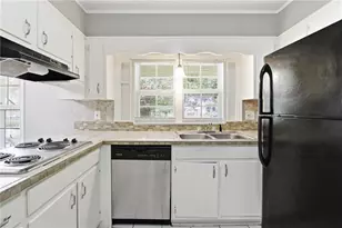 1614 Devon Ct, Stone Mountain, GA 30088 - Photo 18