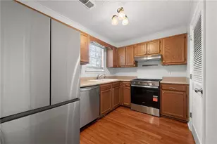 1685 Grist Mill Dr, Marietta, GA 30062 - Photo 12