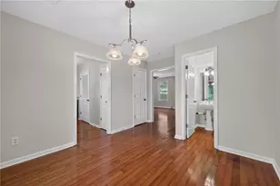 1685 Grist Mill Dr, Marietta, GA 30062 - Photo 8
