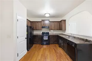390 Turtle Creek Dr, Winder, GA 30680 - Photo 8