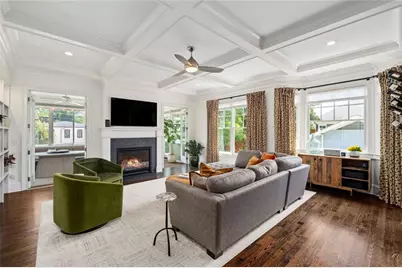 383 Peachtree Avenue NE, Atlanta, GA 30305 - Photo 16