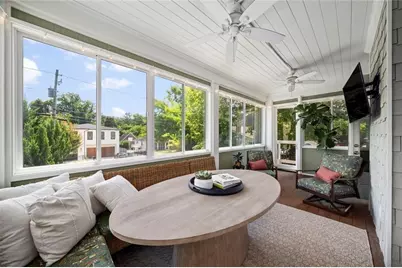 383 Peachtree Avenue NE, Atlanta, GA 30305 - Photo 30