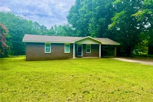 481 Old Corinth Rd, Buchanan, GA 30113 - Photo 1