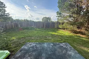 505 Village Cir, Stockbridge, GA 30281 - Photo 6