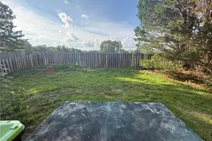 505 Village Cir, Stockbridge, GA 30281 - Photo 6