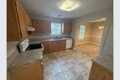 505 Village Circle, Stockbridge, GA 30281 - Photo 10