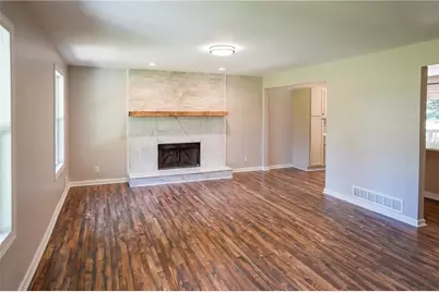 323 Hill Crest Circle, Woodstock, GA 30188 - Photo 10