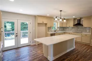 323 Hill Crest Cir, Woodstock, GA 30188 - Photo 12