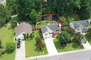 1485 Brookdale Dr, Buford, GA 30518 - Photo 2