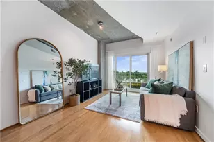 250 Pharr Rd NE, Atlanta, GA 30305 - Photo 12