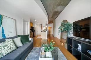 250 Pharr Rd NE, Atlanta, GA 30305 - Photo 14