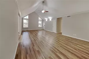 3346 Hickory Bluff Dr, Marietta, GA 30062 - Photo 2