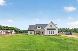 3670 Davis Academy Rd, Rutledge, GA 30663 - Photo 1