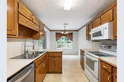 212 Cobblestone Lane, McDonough, GA 30252 - Photo 10