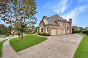 2552 Stone Manor Dr, Buford, GA 30519 - Photo 4