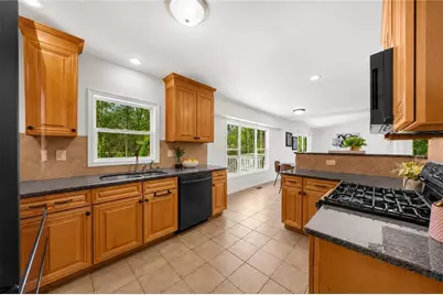 3381 Ember Street, Marietta, GA 30066 - Photo 12