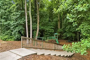 135 Laurel Ridge Dr, Alpharetta, GA 30004 - Photo 82