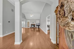 1390 Beringer Dr, Hoschton, GA 30548 - Photo 10