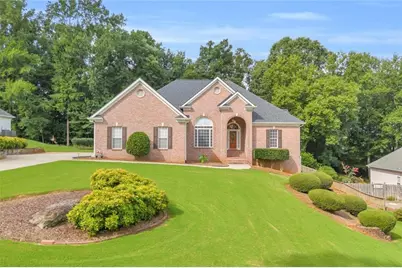 1390 Beringer Drive, Hoschton, GA 30548 - Photo 1